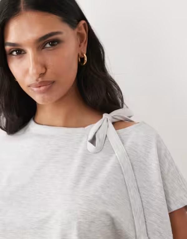 エイソス レディース トップス Tシャツ カットアウト キャップ ASOS DESIGN cap sleeve with cut out scarf detail top heather Gray Heather グレー