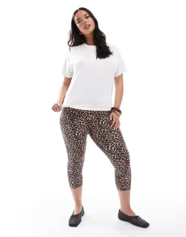 オンリーカーブ レディース ボトムス レギンス アニマル柄 プリント ONLY Curve short leggings in animal print Black ブラック