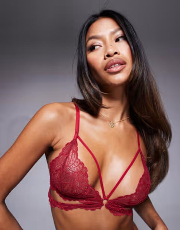 エイソス レディース アンダーウェア ブラジャー カットアウト レース ASOS DESIGN Kimmy lace strappy cut outriangle bra Burgundy バーガンディ