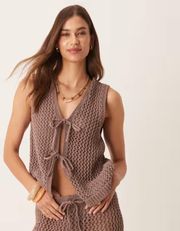 エイソス レディース トップス Tシャツ ニット ASOS DESIGN knit crochetie frontank top in mocha - part of a set Mocha モカ