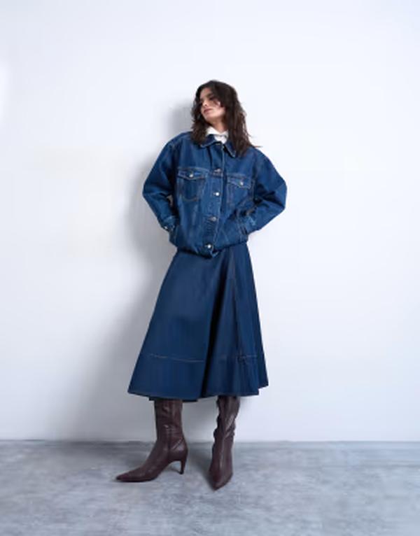 トップショップ レディース ボトムスカート デニム マキシ Topshop denim dropped waist seamed maxi skirt in rinse Indigo rinse インディゴ｜ReVida 店