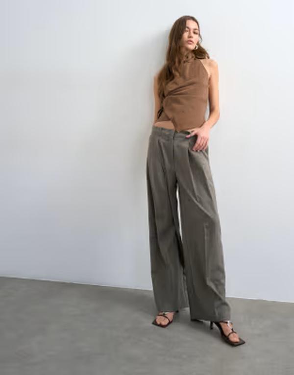 トップショップ レディース ボトムス カジュアルパンツ プリーツ Topshop raw hem low slung double pleated tailored pants heather Brown marl マール｜ReVida 店 20,235円