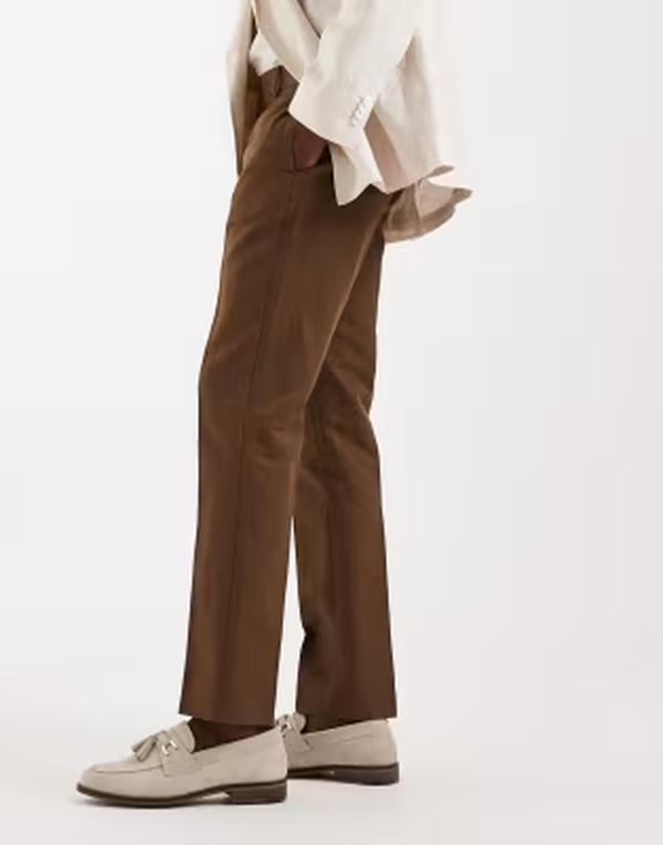 エイソス メンズ ボトムス 心地よいズボン下 リネン ASOS DESIGN linen rich slim dress pants インチ dark brown 赤銅色