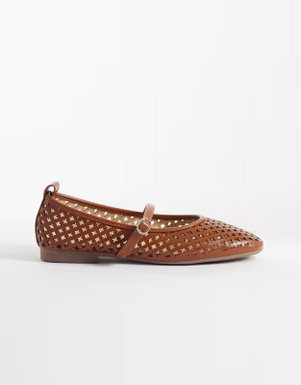ロンドンレベル レディース シューズ パンプス カットアウト London Rebel Alba cut out ballet flats with buckle straps Brown ブラウン