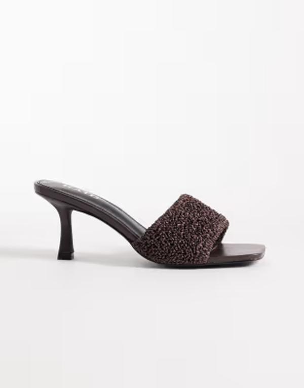 レイド レディース シューズ サンダル 旗がしら 踵 RAID Caprice kitten heel sandals BROWN 赤銅色