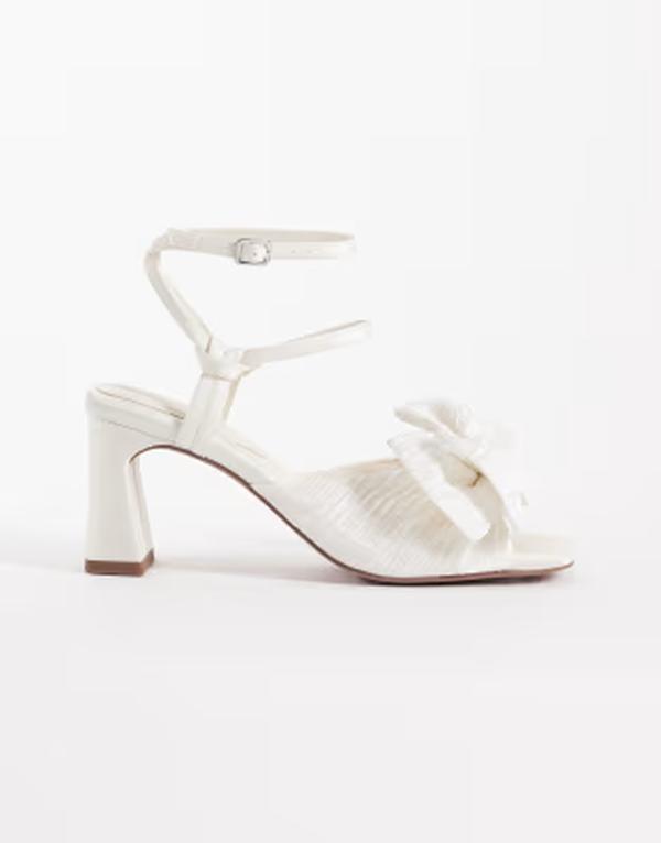 エイソス レディース シューズ サンダル ヒール ASOS DESIGN Happiness bow detail block heeled sandal plisse IVORY アイボリー