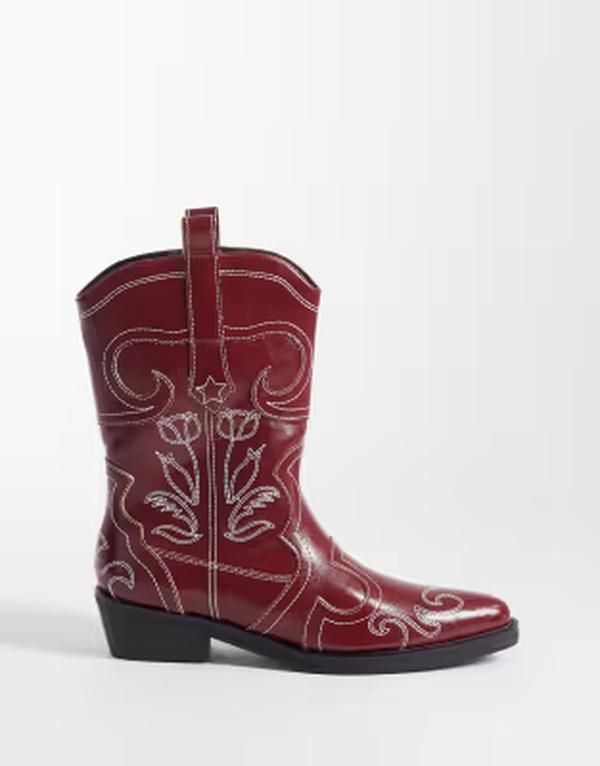 パブリックデザイア レディース シューズ ブーツ・レインブーツ 刺繍 アンクル Public Desire Ula embroidered low ankle boots Burgundy バーガンディ