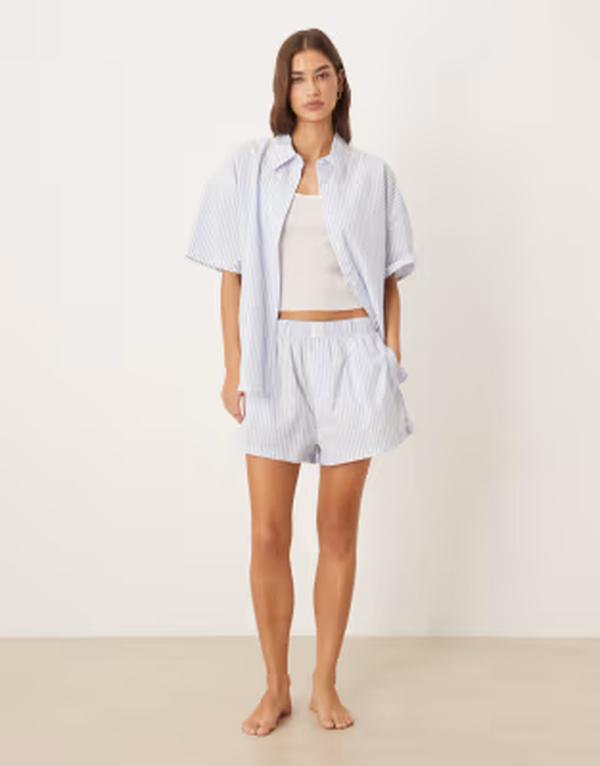 カルバンクライン レディース ボトムス 二分の一ズボン下・さる股引き 遊撃手ズボン下 ロゴタイプ Calvin Klein logo poplin shortstripe SERA STRIPE BLUE DES 青み