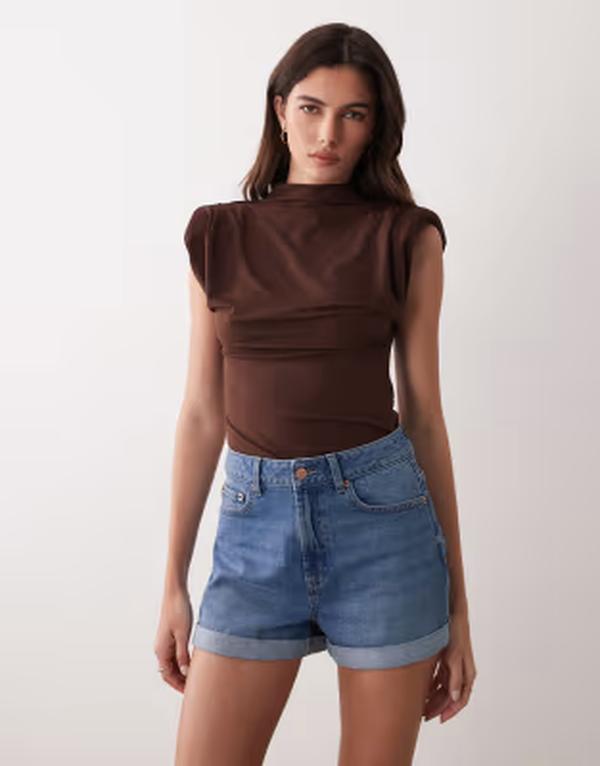 エイソス レディース ボトムス ハーフパンツ・ショーツ ショートパンツ デニム ASOS DESIGN denim comfort mom shorts in rich blue ブルー