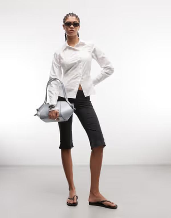 ウィークデイ レディース トップス シャツ アシンメトリー Weekday asymmetric shirt with slit detail White ホワイト