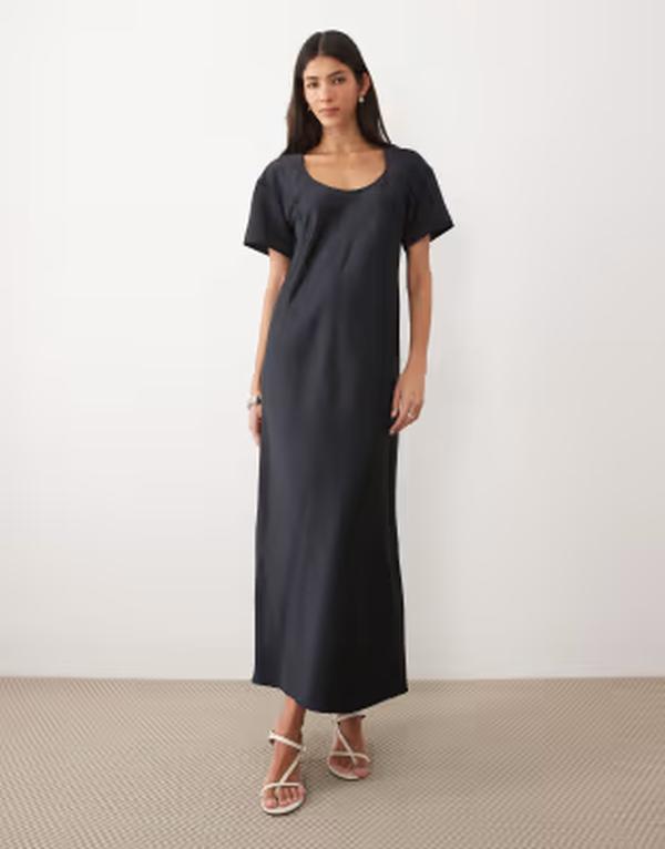 エイソス レディース トップス ワンピース サテン マキシ ASOS DESIGN scoop neck heavy satin maxi dress Black ブラック