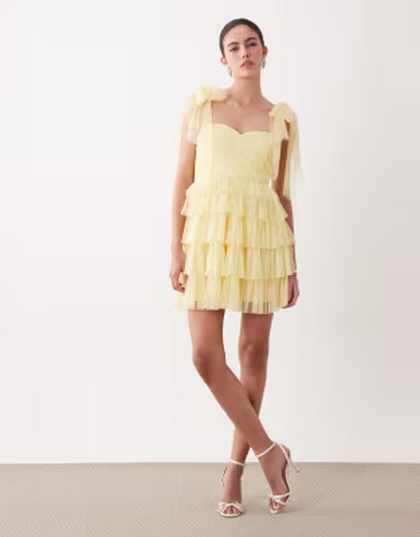 レース アンド ビーズ レディース トップス ワンピース ギャザー ミニ Lace & Beads tie sleeves ruched mini dress in lemon｜ReVida 店
