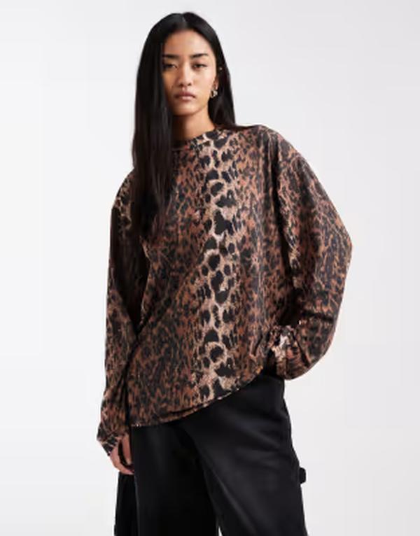 エイソス レディース トップス プルオーバー 刷り上げる ASOS DESIGN long sleeve oversized top インチ leopard print LEOPARD PRINT 毛の荒物
