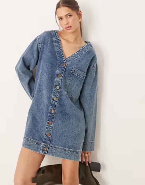 エイソス レディース トップス ワンピース Vネック ヴィンテージ シャツ デニム ASOS DESIGN denim boxy v-neck shirt dress with pocket in vintage Blue ブルー