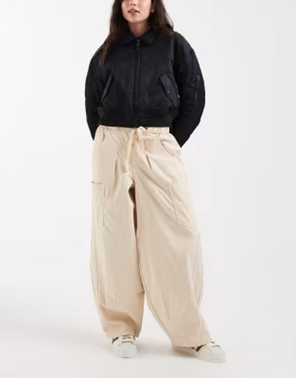 エイソス レディース ボトムス 心地好いズボン下 ASOS DESIGN pull on barreleg pants インチ cream 皮膚軟化剤