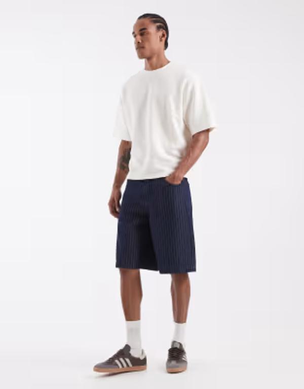エイソス メンズ ボトムス 二分の一ズボン下・さる股引き ジーンズ ASOS DESIGN lightweight bermuda stripedenim jorts インチ dark wash Dark washed blue 青色