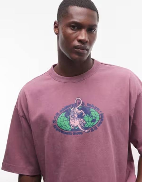 エイソス メンズ トップス Tシャツ グラフィック ASOS DESIGN oversized T-shirt with tiger graphic wash Zephyr ピンク