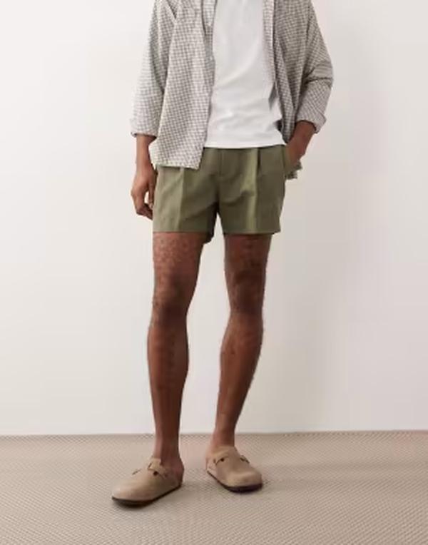 エイソス メンズ ボトムス ハーフパンツ・ショーツ ワイドレッグ ショートパンツ リネン ASOS DESIGN linen rich wide leg dresshorts in olive GREEN グリーン