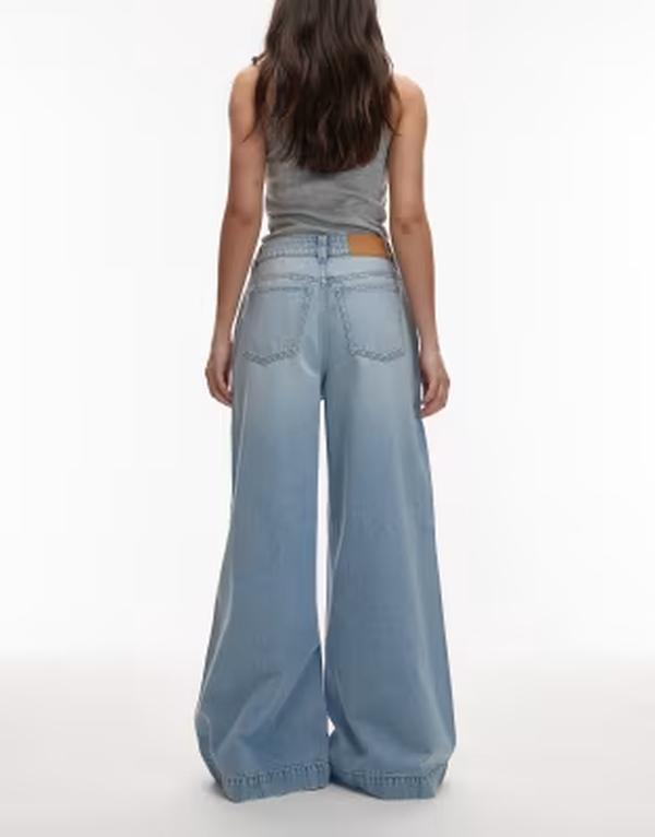 エイソス レディース ボトムス デニムパンツ ワイドレッグ ジーンズ ASOS DESIGN wide leg palazzo jeans in lightwash Light Wash｜ReVida 店