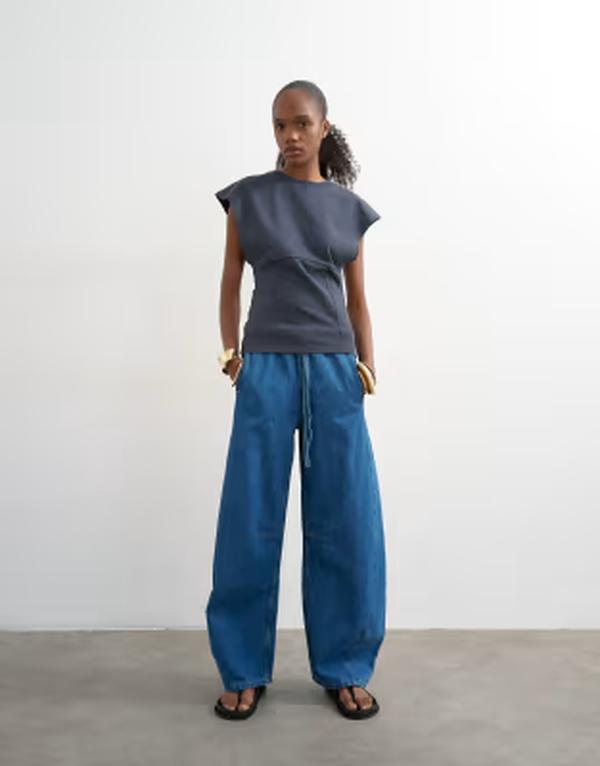 トップショップ レディース ボトムス デニムパンツ ジーンズ Topshopull-On Barrel jeans in rich blue ブルー|ReVida 店