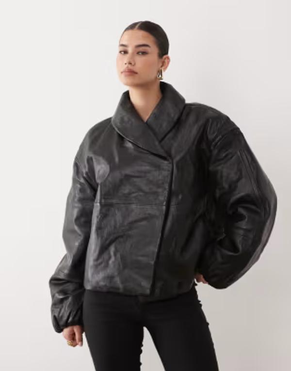 マンゴ レディース アウター 上衣・上衣 照明ランプのど首 旗がしら なめし革 Mango Capsule 100% leather padded funnel neck jacket Black 黒いこと