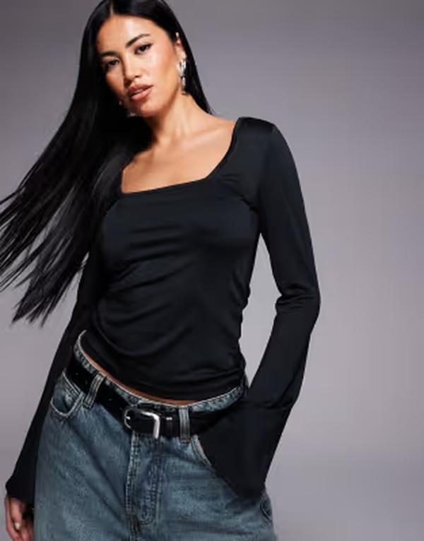 スリードベア レディース トップス Tシャツ Threadbare slinky square neck long flared sleeve top Black ブラック