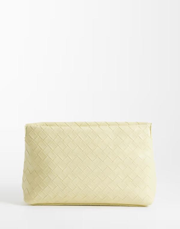 エイソス レディース バッグ ASOS DESIGN zip top woven clutch bag in buttermilk