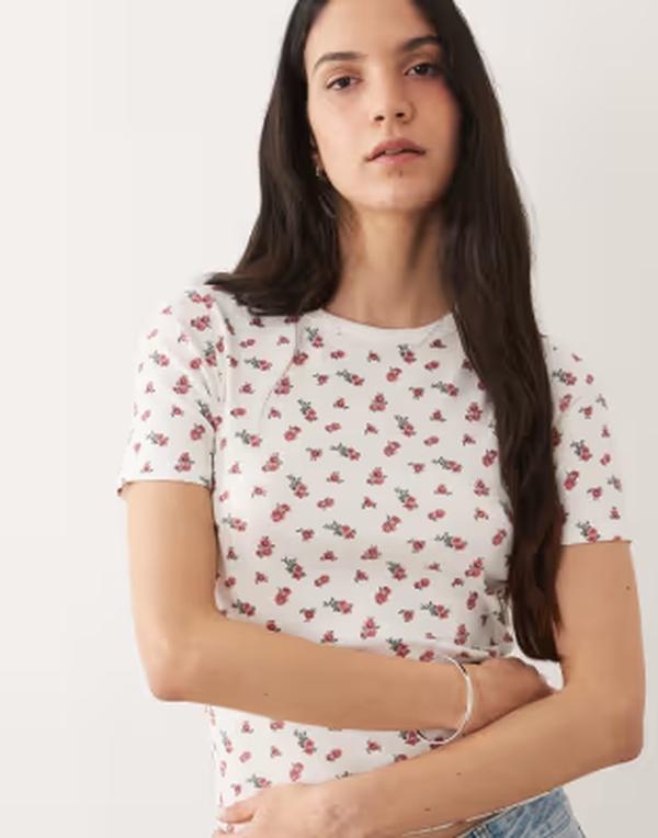 ジェイディーワイ レディース トップス Tシャツ プリント リブ JDY rose flower print ribbed T-shirt CLOUDANCER ホワイト