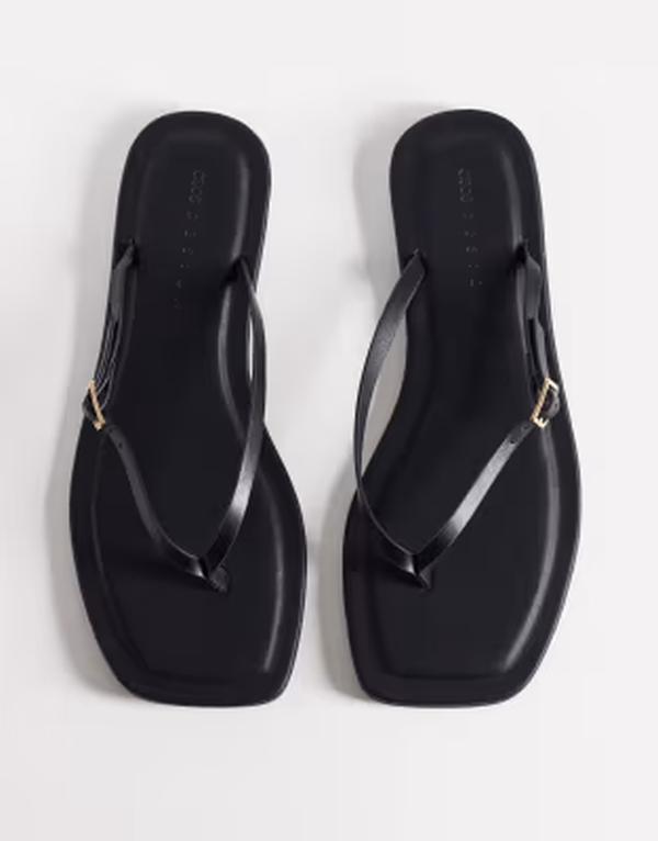 エイソス レディース シューズ サンダル ASOS DESIGN Wide Fitz skinny strap flip flop sandals Black ブラック