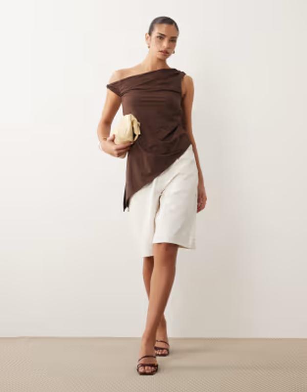 エイソス レディース トップス プルオーバー 非対称 リネン ASOS DESIGN mix \u0026 match linen look longline top with asymmetric hem Brown 赤銅色
