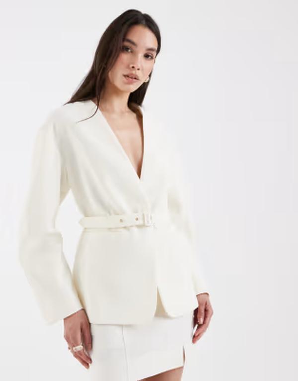 エイソス レディース アウター ジャケット・ブルゾン ブレザー ASOS DESIGN tailored nipped waist belted blazer in textured buttermilk