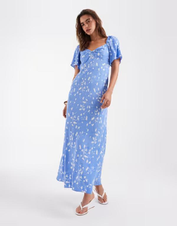 アンドアザーストーリーズ レディース トップス ワンピース フラワー柄 プリント フラワー \u0026 Other Stories viscose puff sleeve midaxi dress with twisted sweetheart neckline floral print Blue floral ブルー