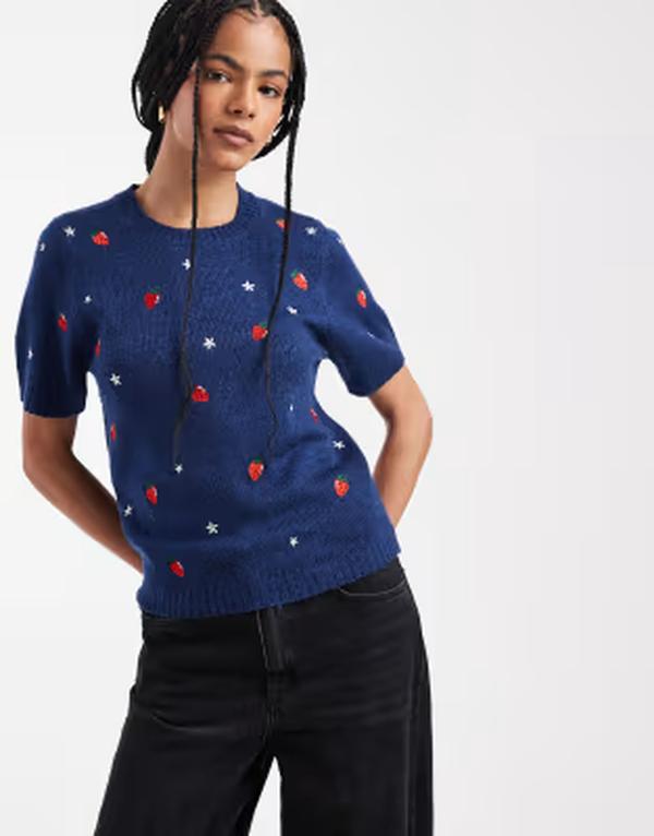 スリードベア レディース アウター ニット・セーター Tシャツ Threadbare knit-shirt with strawberry embroidery NAVY ネイビー|ReVida 店