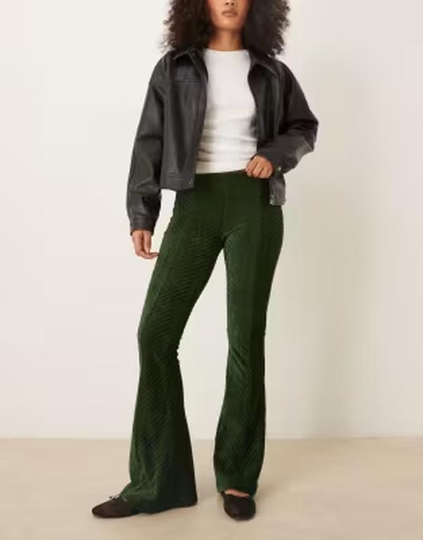 フリーピープル レディース ボトムス カジュアルパンツ ベルベット Free People Penny pull-on velvet flared pants inight Night