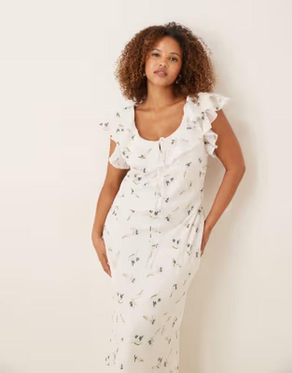 エイソス レディース トップス 衣装 お花柄 刷り上げる フラウンス マキシ お花 ASOS Curve ASOS DESIGN Curve ruffle sweetheart neckline textured maxi dress インチ cream floral print Floral ditsy print 皮膚軟化剤 レディースファッション-ワンピース