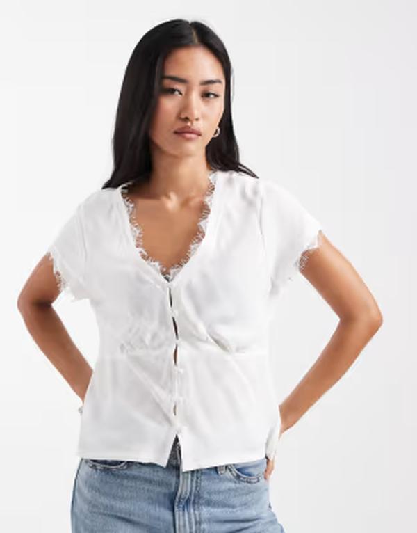 エイソス レディース トップス シャツ レーストリム ブラウス レース ASOS DESIGN lace trim tea blouse in cream クリーム