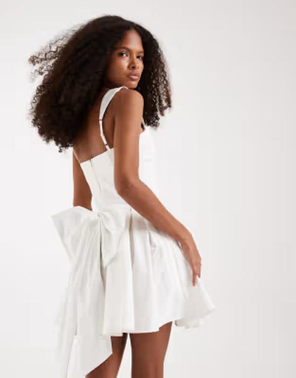 ティエフエヌシー レディース トップス ワンピース プリーツ ミニ TFNC Bridal corset pleated mini dress with bow back IVORY アイボリー｜ReVida 店