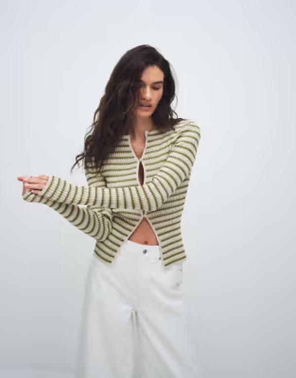 アンドアザーストーリーズ レディース アウター ジレー リブニット \u0026 Other Stories rib knit striped button up cardigan GREEN 緑であること