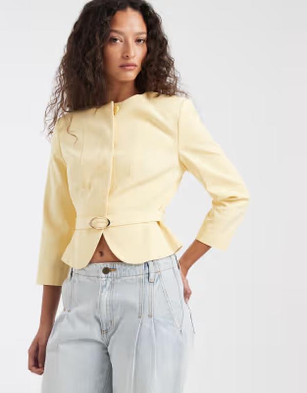 エイソス レディース アウター ジャケット・ブルゾン ブレザー ASOS DESIGNeat fit rounded shoulder blazer Buttermilk