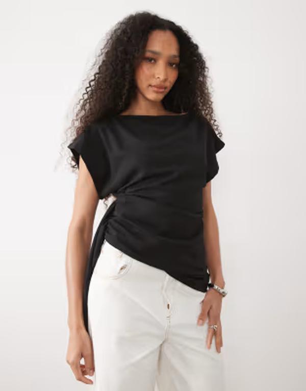 エイソス レディース トップス Tシャツ ラップウエスト ASOS DESIGN slash neck wrap waistop Black ブラック