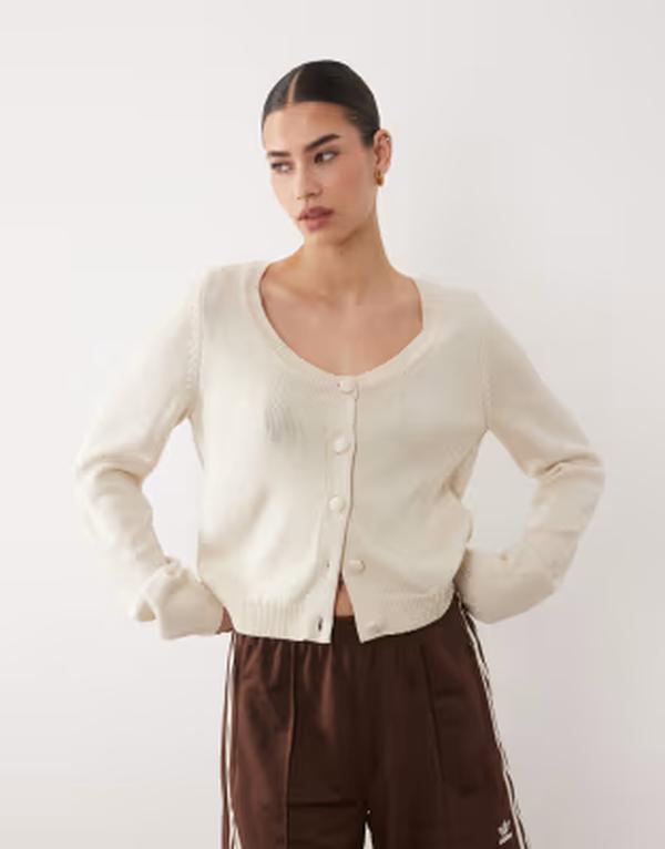 エイソス レディース アウター カーディガン ニット ASOS DESIGN knit slash neck cardigan in ecru エクリュ