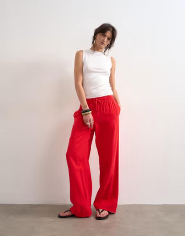 トップショップ レディース ボトムス カジュアルパンツ ストレート リネン Topshop linen straight leg trouser with deep cuff red レッド|ReVida 店