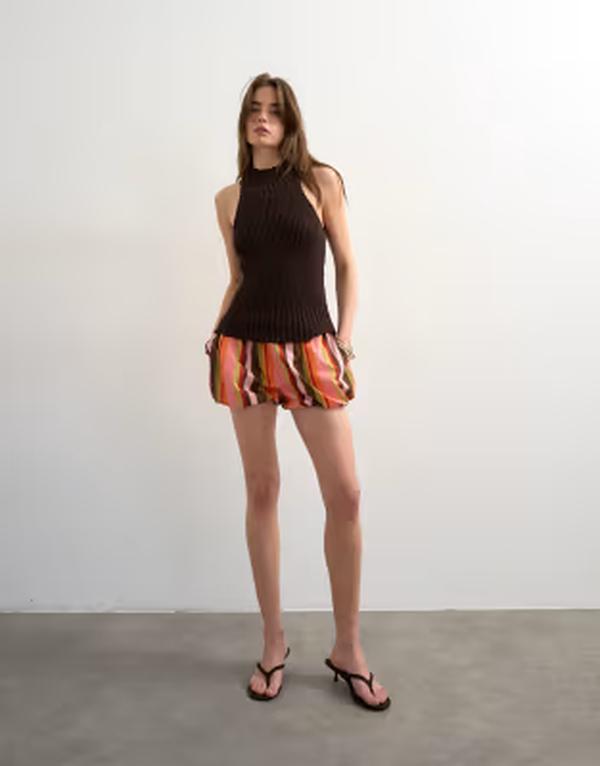 トップショップ レディース ボトムス ハーフパンツ・ショーツ ショートパンツ Topshop striped bubble hem shorts PINK ピンク|ReVida 店