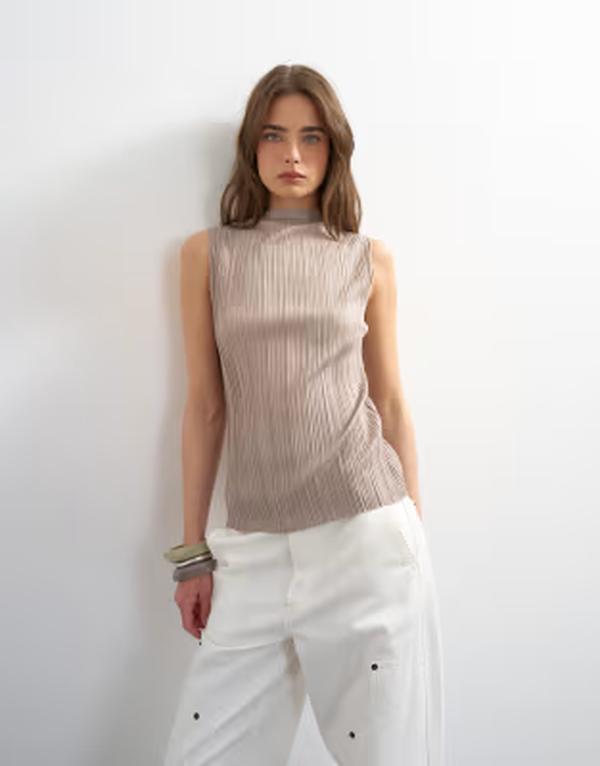 トップショップ レディース トップス ベスト ハイネック ノースリーブ Topshop high neck sleeveless plisse top in oat