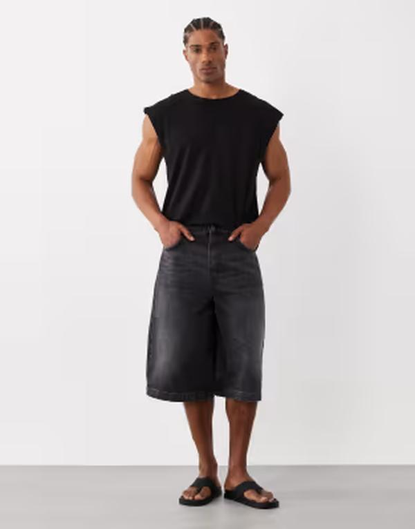 エイソス メンズ ボトムス ハーフパンツ・ショーツ デニム ASOS DESIGN longer length denim jorts in washed BLACK ブラック