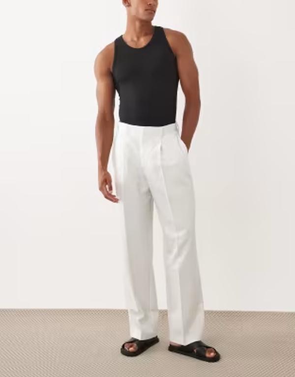 エイソス メンズ ボトムス 心地よいズボン下 ワイドレッグ 筋目 ASOS DESIGN smart pleated wide leg pants WHITE 白いこと