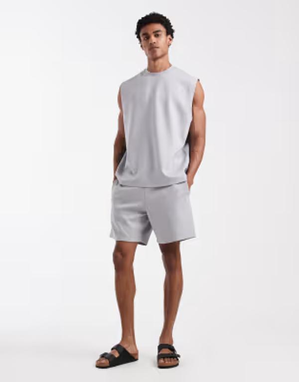 エイソス メンズ ボトムス ハーフパンツ・ショーツ オーバーサイズフィット ショートパンツ ジャージー ASOS DESIGN oversized fit jersey shorts with pintucks Gray Heather グレー