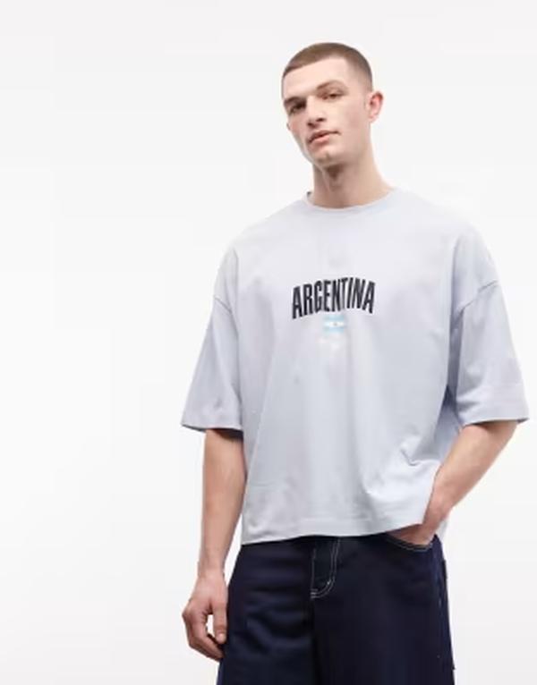 エイソス メンズ トップス ティーシャツ グラフィック ASOS DESIGN oversized T-shirt with Argentina soccer graphic インチ light niagara mist 青碧