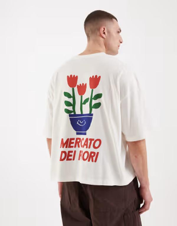 エイソス メンズ トップス ティーシャツ 御花柄 御花 グラフィック ASOS DESIGN boxy oversized T-shirt with floral graphicoconut milk 象牙色
