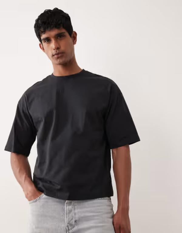 オンリーアンドサンズ メンズ トップス Tシャツ Only & Sons boxy t-shirt Jet Black ブラック｜ReVida 店